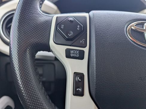 Used 2018 Toyota Tacoma SR5 image 14