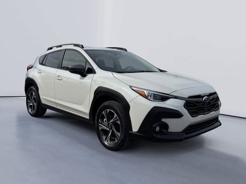 Used 2024 Subaru Crosstrek 2.0i Premium image 1