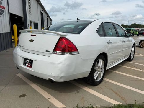 Used 2012 Chevrolet Impala LTZ FWD image 4