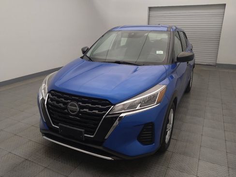 Used 2021 Nissan Kicks S image 15