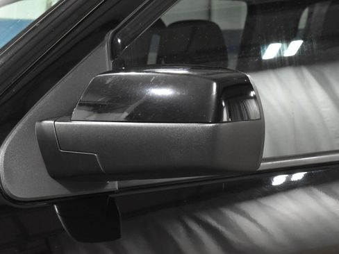 Used 2018 Chevrolet Silverado 1500 LT w/ All Star Edition image 32