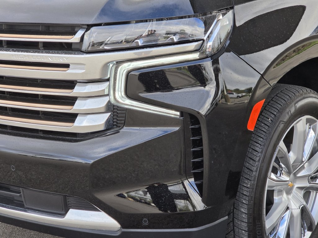 Used 2024 Chevrolet Tahoe High Country w/ Premium Package 2 AWD/4WD image 8