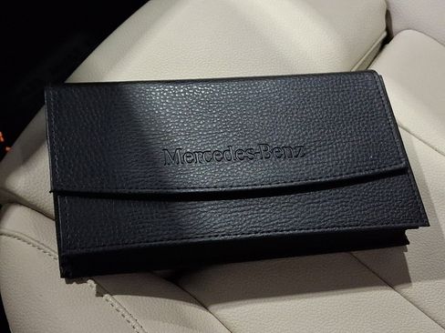 Used 2023 Mercedes-Benz CLA 250 4MATIC image 25