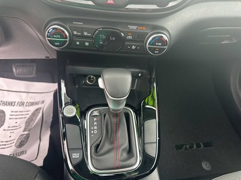 Used 2025 Kia Soul GT-Line FWD image 17
