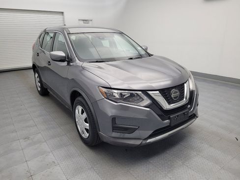 Used 2019 Nissan Rogue S AWD/4WD image 13