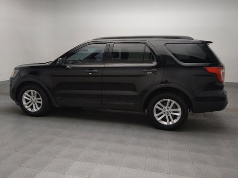 Used 2016 Ford Explorer FWD image 3