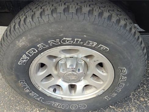 Used 2011 Ford Ranger XLT image 28