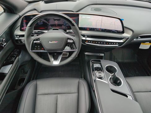 New 2026 Cadillac Lyriq V w/ LPO, Floor Liner Package image 25