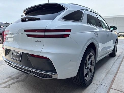New 2026 Genesis GV70 2.5T AWD/4WD image 4
