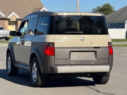 Used 2005 Honda Element EX image 8