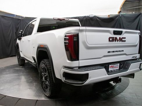 Used 2024 GMC Sierra 3500 AT4 w/ AT4 Premium Plus Package image 10