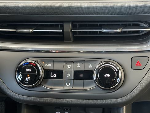 New 2026 Buick Envista Preferred w/ Convenience I Package FWD image 21