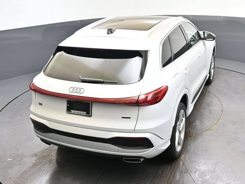 Used 2025 Audi Q5 Premium Plus w/ Premium Plus AWD/4WD image 48