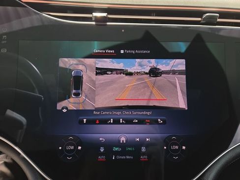 Used 2024 Mercedes-Benz EQS 580 4MATIC Sedan image 24