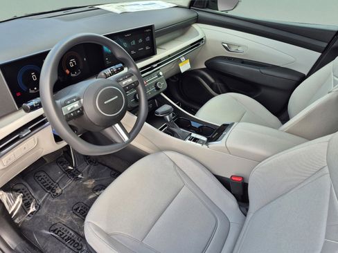 New 2026 Hyundai Tucson SE FWD image 17