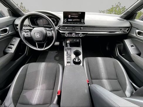 Used 2023 Honda Civic Sport image 14