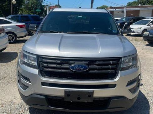 Used 2018 Ford Explorer 4WD Police Interceptor image 3