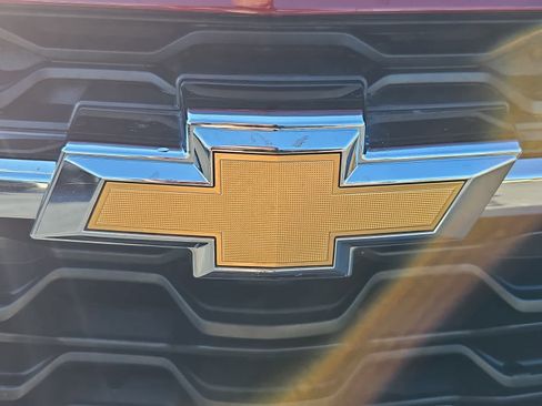 Used 2025 Chevrolet Trax LT w/ Driver Confidence Package image 27