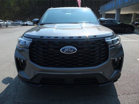 New 2026 Ford Explorer ST-Line RWD image 15