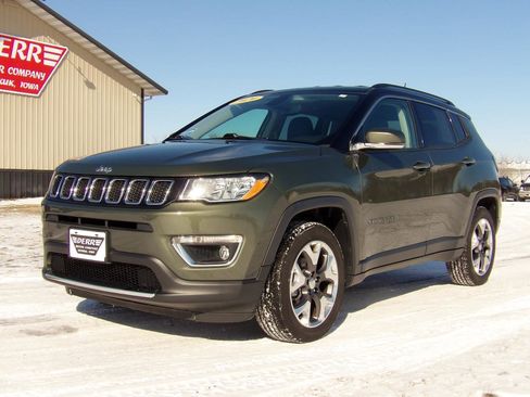 Used 2020 Jeep Compass Limited AWD/4WD image 2
