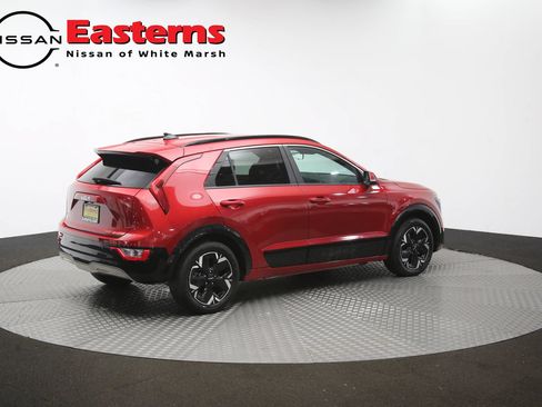 Used 2023 Kia Niro Wind w/ Wind Preserve Package FWD image 40