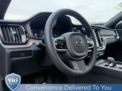 Certified 2025 Volvo V60 B5 Cross Country Plus image 17