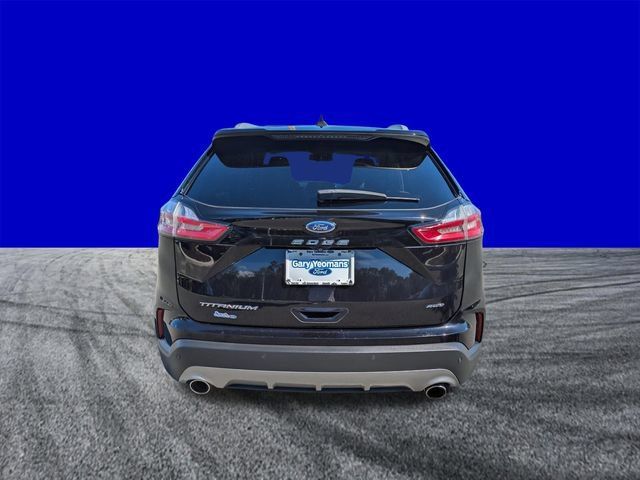 Used 2022 Ford Edge Titanium AWD/4WD image 5