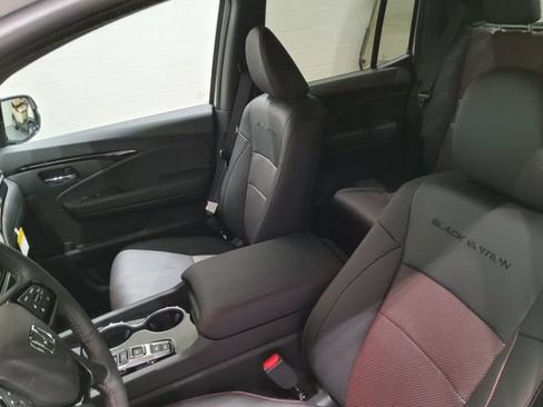 New 2026 Honda Ridgeline Black Edition image 16