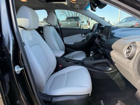 Used 2023 Hyundai Kona Limited image 19