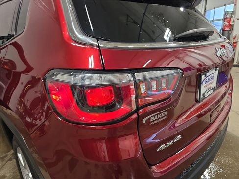 Used 2022 Jeep Compass Latitude w/ Convenience Group image 35