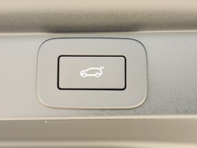 New 2027 Land Rover Range Rover Long Wheelbase SE AWD/4WD image 29
