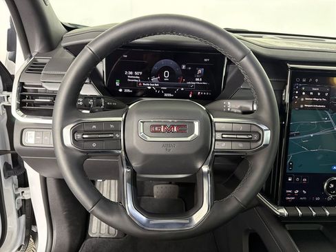 New 2025 GMC Acadia Elevation image 24