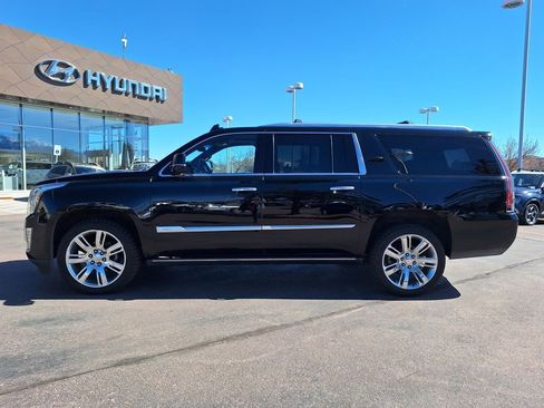 Used 2018 Cadillac Escalade ESV Platinum image 6