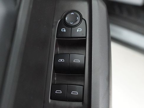 Used 2025 Chevrolet Colorado Trail Boss AWD/4WD image 20