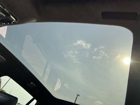 New 2025 Cadillac Escalade IQ Sport 2 w/ LPO, ONYX Package image 27