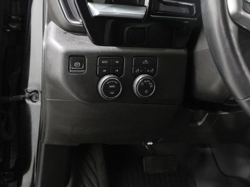 Certified 2022 Chevrolet Silverado 1500 LT w/ Z71 Off-Road Package image 6