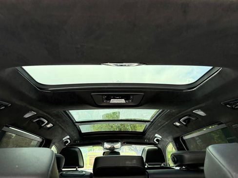 Used 2025 BMW X7 M60i AWD/4WD image 22