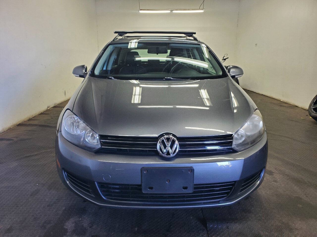 Used 2012 Volkswagen Jetta TDI FWD image 2