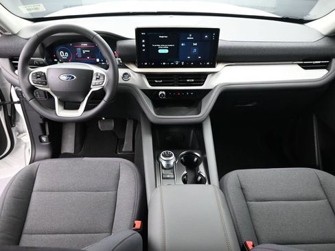 New 2026 Ford Explorer Active RWD image 21