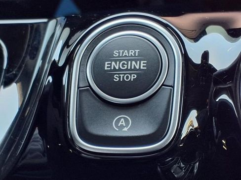 Used 2025 Mercedes-Benz GLA 250 image 50