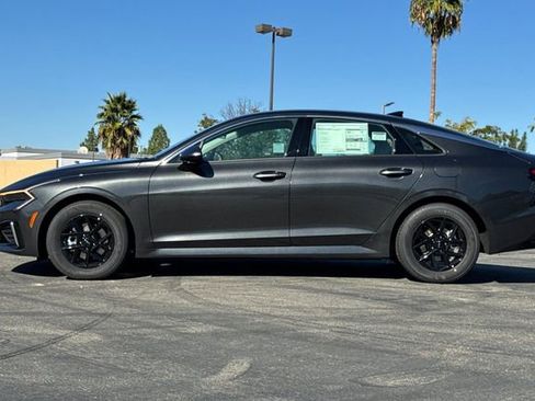 New 2026 Kia K5 LXS image 10