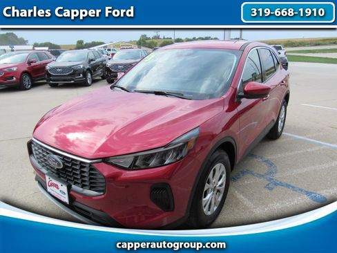 Used 2023 Ford Escape Active w/ Tech Pack #2 image 1