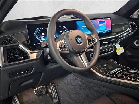 New 2026 BMW X5 M60i image 3