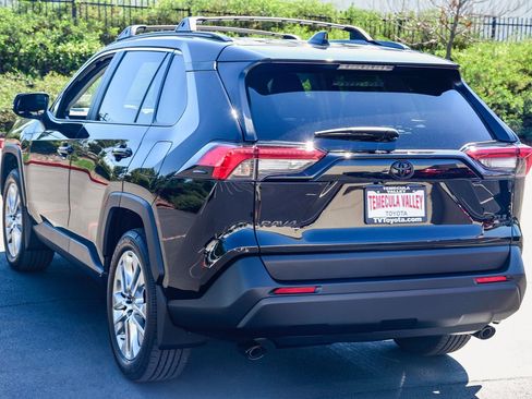 Certified 2025 Toyota RAV4 XLE Premium image 5