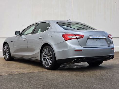 Used 2017 Maserati Ghibli image 3