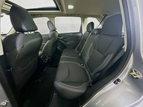 Used 2020 Subaru Forester Premium AWD/4WD image 30