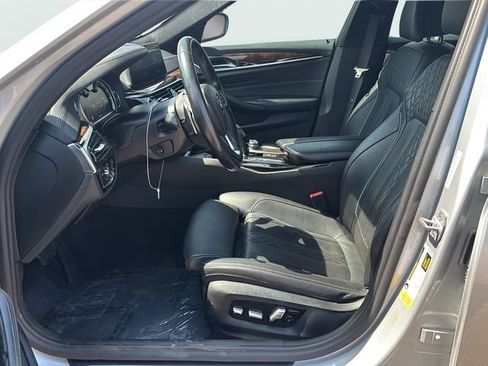 Used 2018 BMW 540i RWD image 21