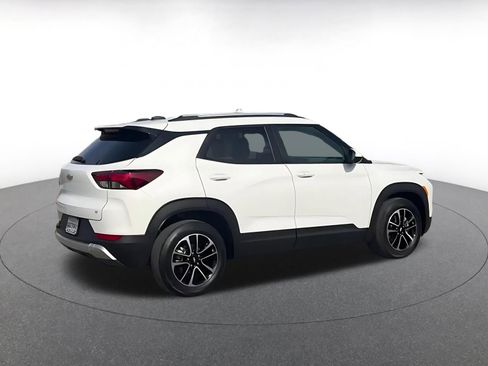 Used 2025 Chevrolet TrailBlazer LT image 15