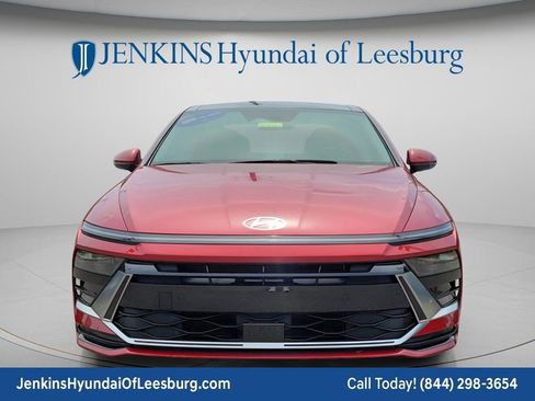 Used 2024 Hyundai Sonata SEL w/ Convenience Package FWD image 8