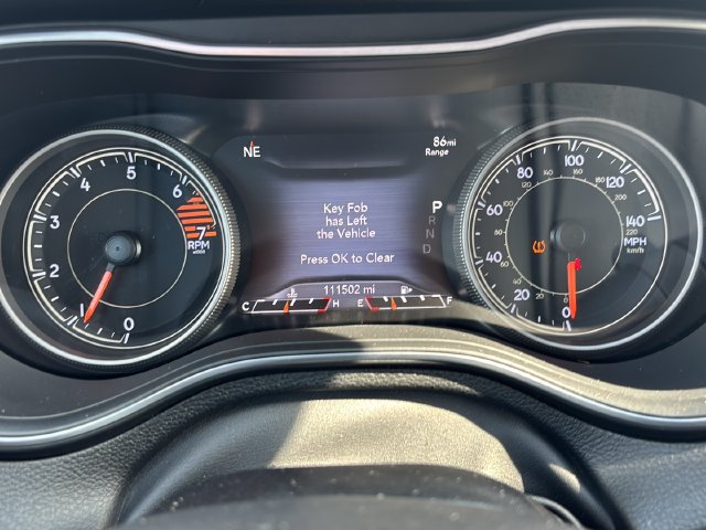 Used 2019 Jeep Cherokee Limited FWD image 20